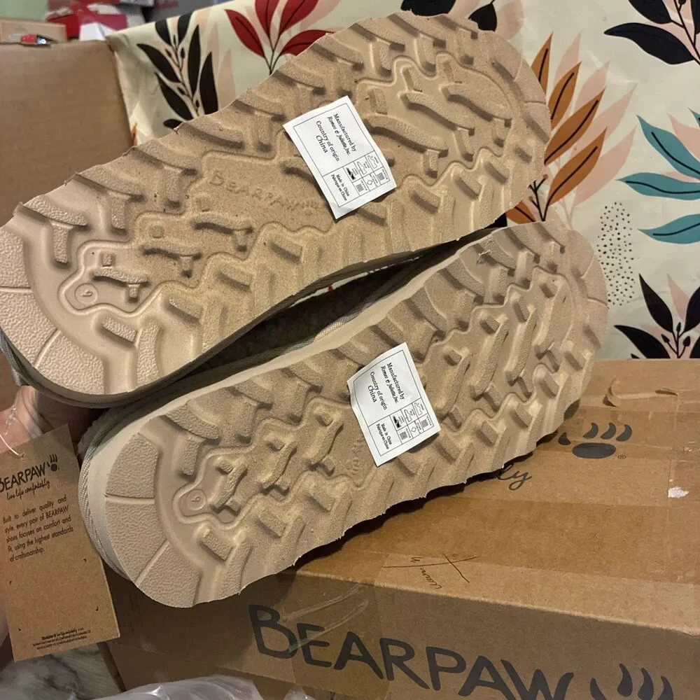 BearPaw snuggle daphne